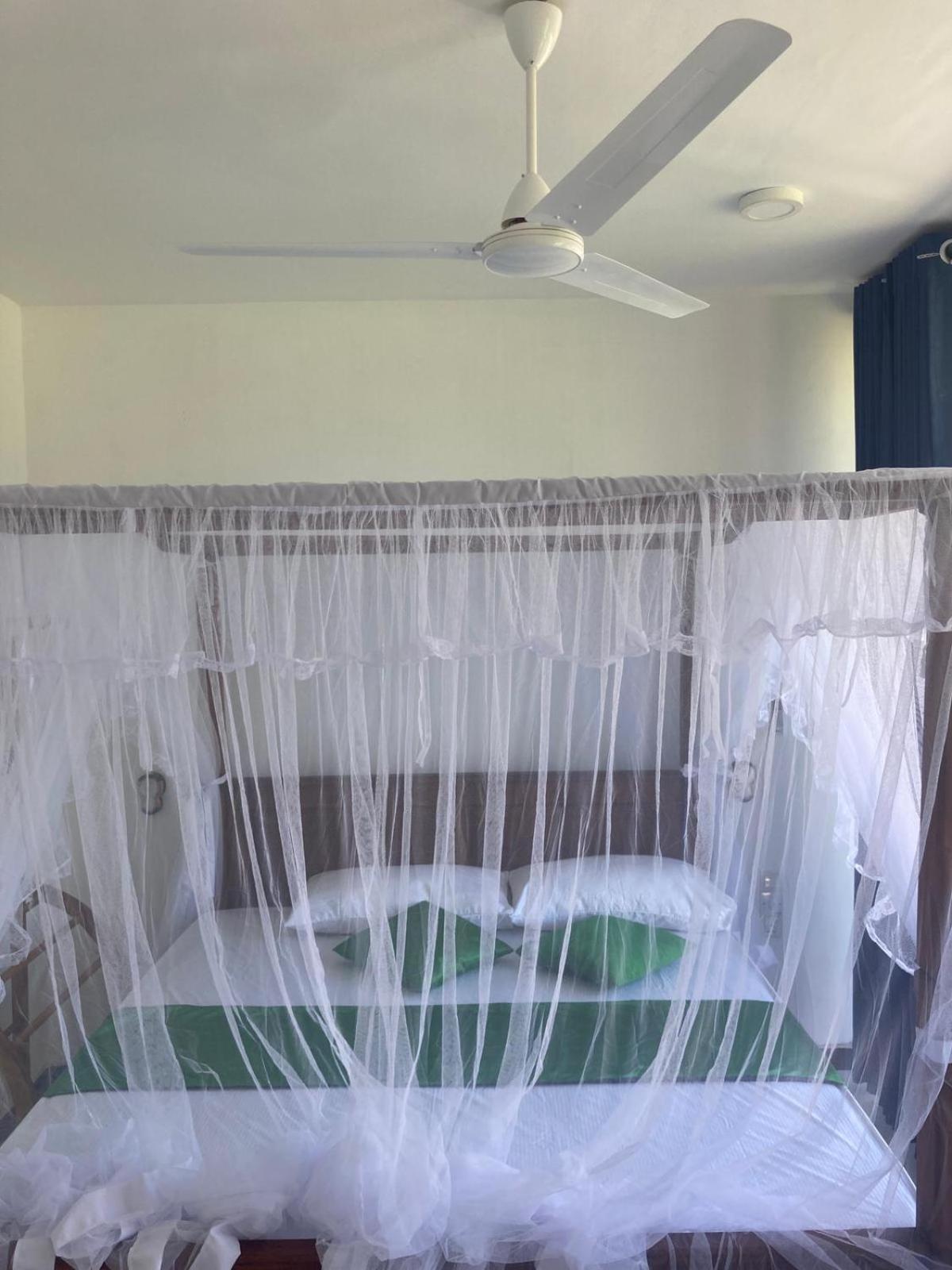 Masith Guest House Unawatuna Bagian luar foto