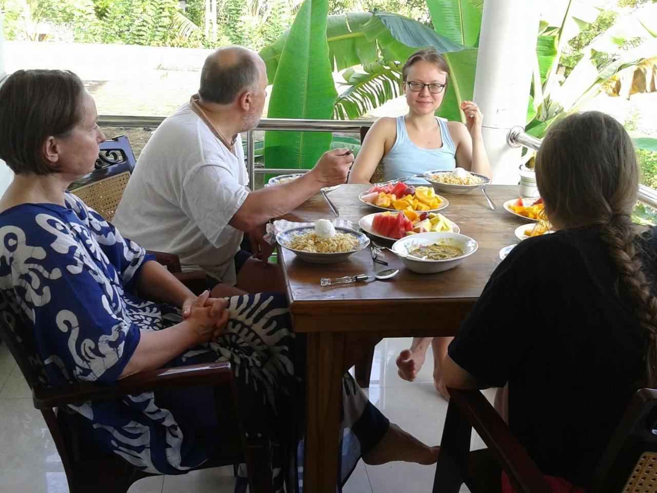 Masith Guest House Unawatuna Bagian luar foto