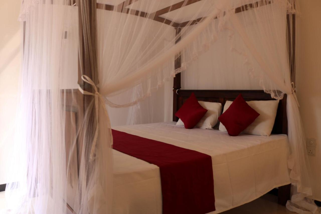 Masith Guest House Unawatuna Bagian luar foto